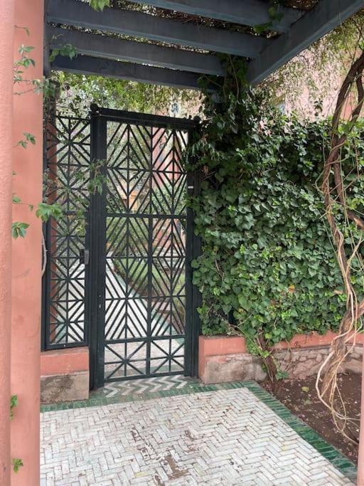 Ideal Location In The Heart Of Lhivernage Apartamento Marraquexe Exterior foto